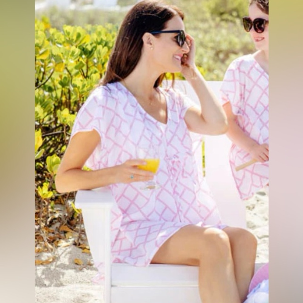 The Beaufort Bonnet Company pink bamboo beach cover